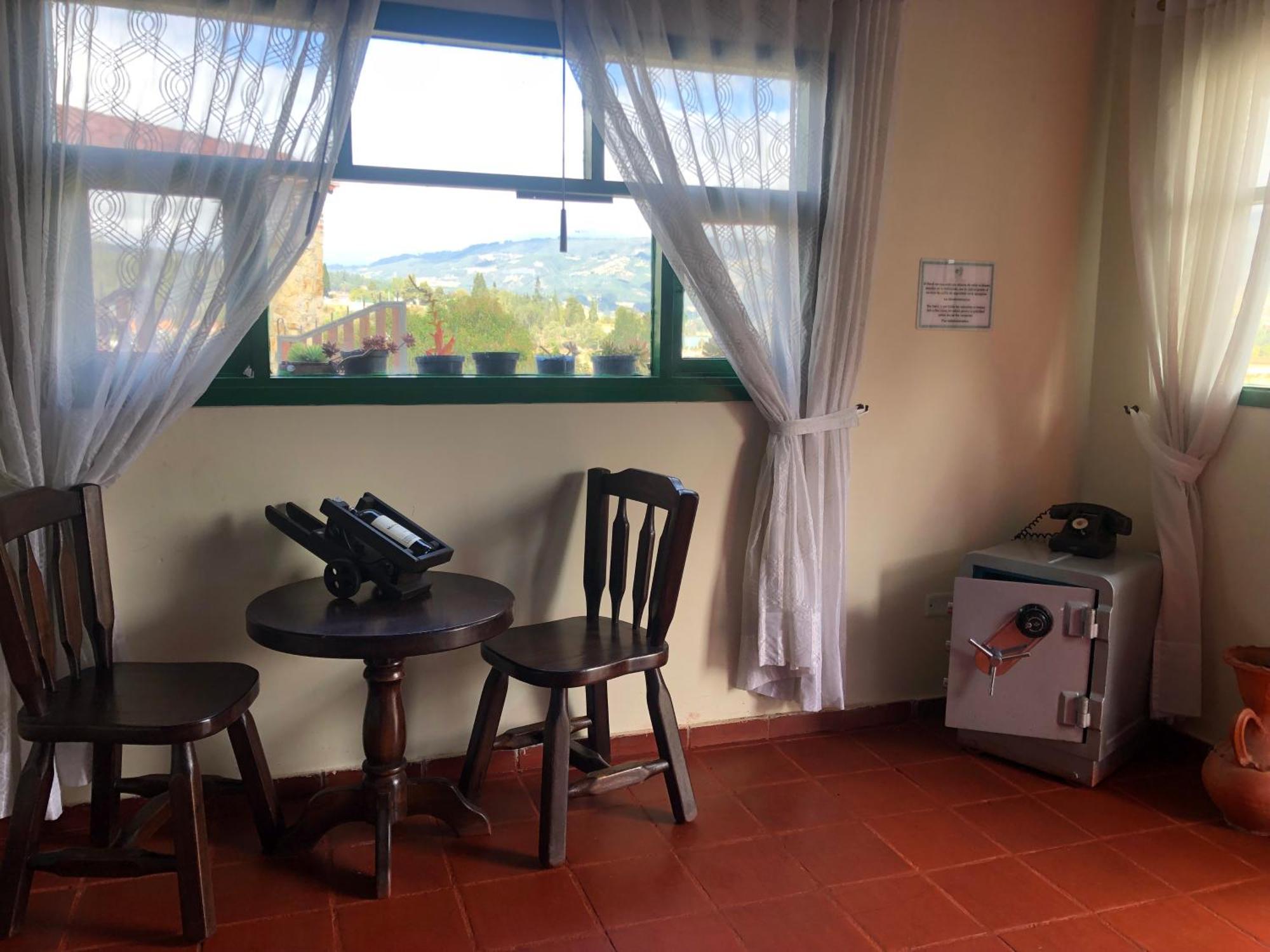 Hotel Cabanas San Cayetano Paipa Dış mekan fotoğraf