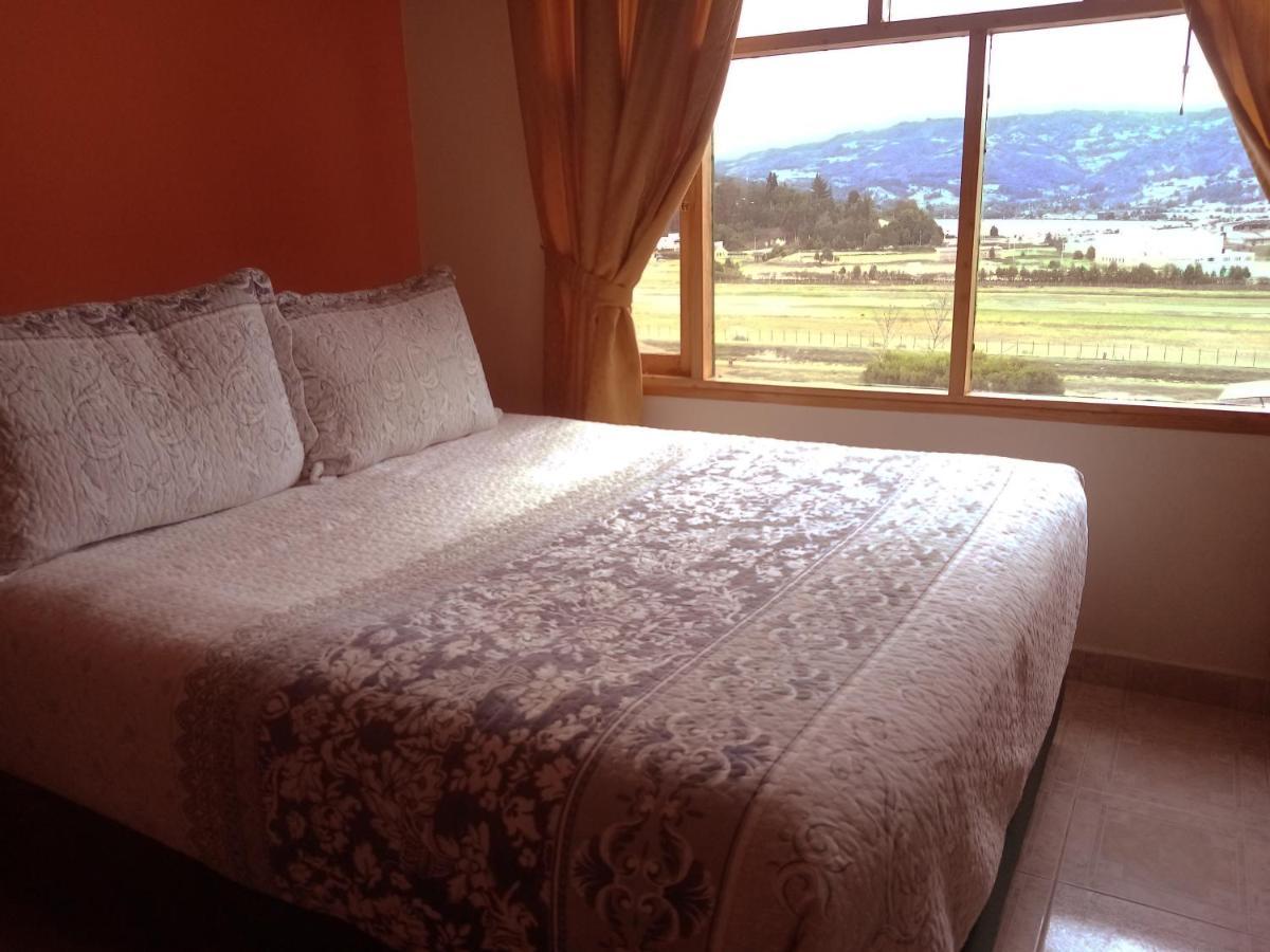 Hotel Cabanas San Cayetano Paipa Dış mekan fotoğraf